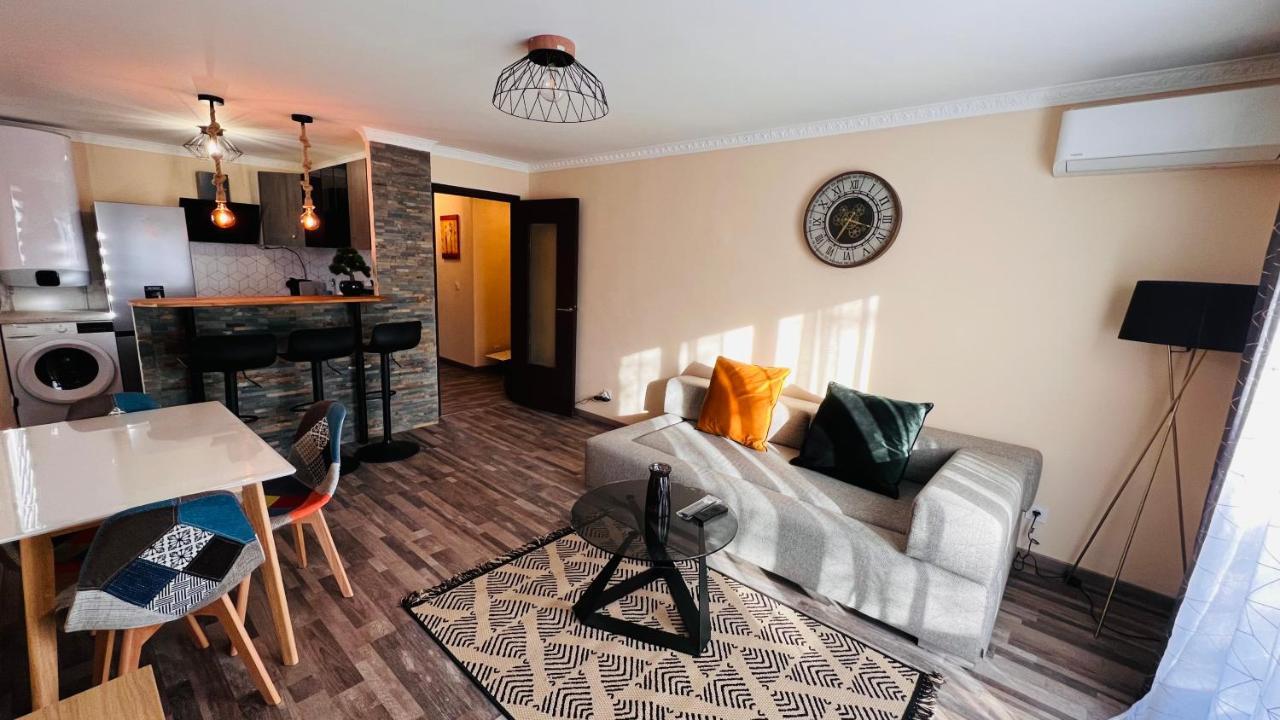 Pluton Apartment Montpellier Exterior photo